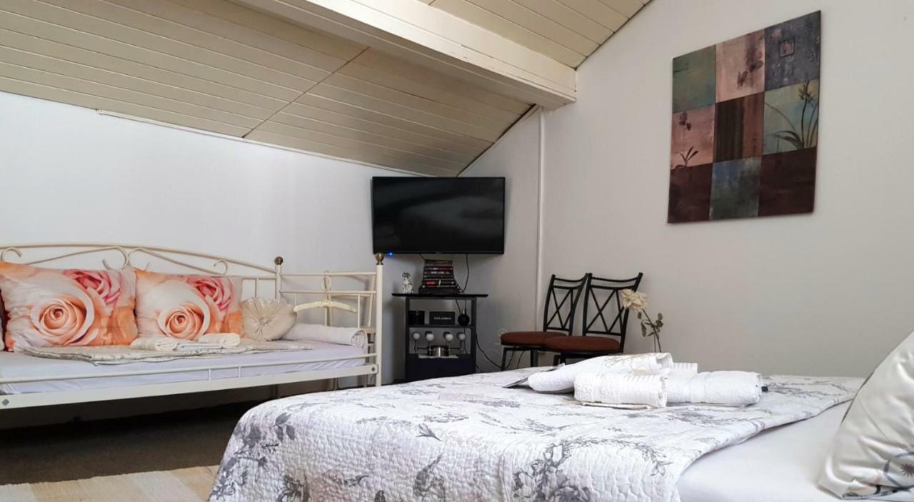 Hostel Pansion Lion Сараево Экстерьер фото